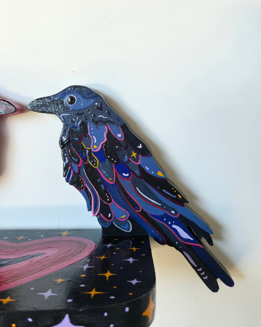 Crow shelf